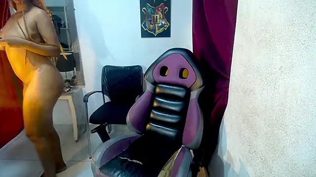 Snapshot of diabla_sexyboobs chatting on 01-17-26, 03:44 diabla sexyboobs online show from 01-17-26, 03:44