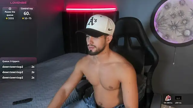 khriss brown online show from 12-16-25, 10:26