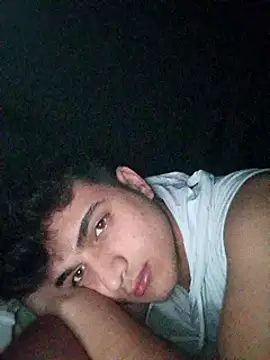 Snapshot of boy_3835 chatting on 03-17-25, 03:47 boy 3835 online show from 03-17-25, 03:47