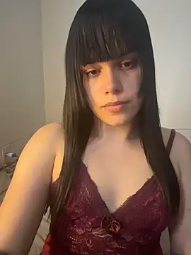 Snapshot of Karolsinhapriv chatting on 12-14-25, 07:40 Karolsinhapriv online show from 12-14-25, 07:40