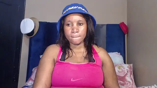 ROUNDDIRTYASSXX online show from 10-05-25, 03:43