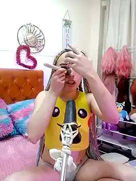 Yennastone online show from 12-19-24, 03:18