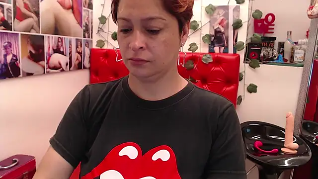 Snapshot of eva_twiss chatting on 03-05-25, 11:38 eva twiss online show from 03-05-25, 11:38