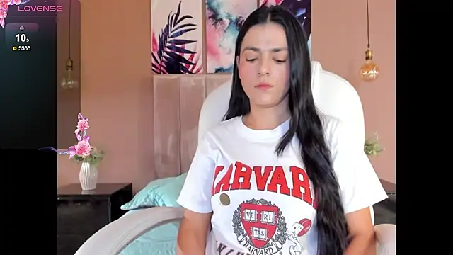 BellaClaiir online show from 11-25-25, 02:39