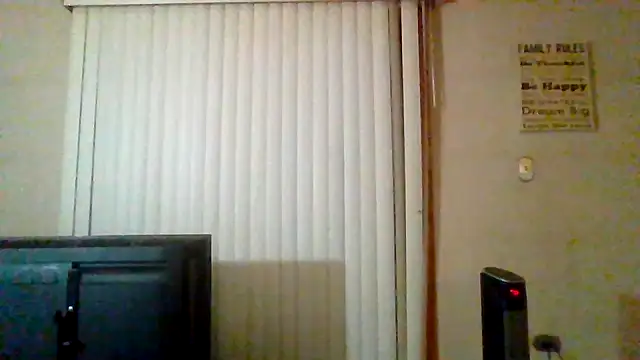 Snapshot of Exhibitionist040577 chatting on 11-10-25, 03:16 Exhibitionist040577 online show from 11-10-25, 03:16