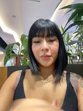Snapshot of VictoriaEva chatting on 02-12-25, 09:01 VictoriaEva online show from 02-12-25, 09:01