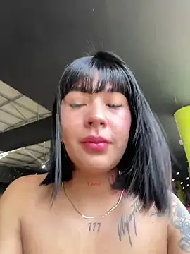 Snapshot of VictoriaEva chatting on 03-04-25, 01:49 VictoriaEva online show from 03-04-25, 01:49