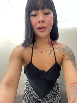 Snapshot of VictoriaEva chatting on 03-15-25, 07:27 VictoriaEva online show from 03-15-25, 07:27