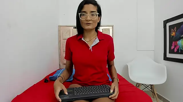 valentina lov online show from 12-27-24, 12:12