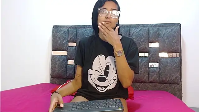 valentina lov online show from 10-07-25, 12:13