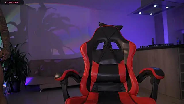 LeoSalvatore  online show from 12-05-25, 01:25