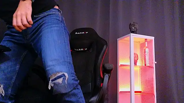 MightyAaron66 online show from 02-09-25, 06:54