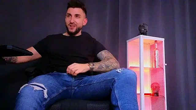 MightyAaron66 online show from 02-11-25, 11:54