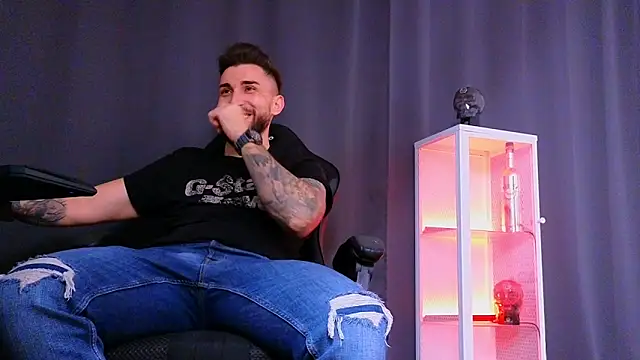 MightyAaron66 online show from 02-13-25, 06:48