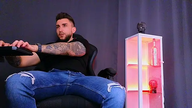 MightyAaron66 online show from 02-17-25, 06:09