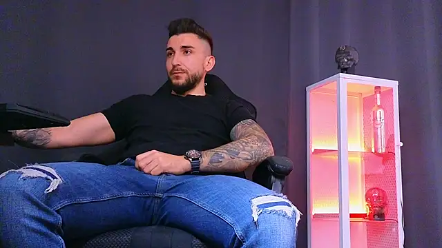 MightyAaron66 online show from 02-21-25, 03:32