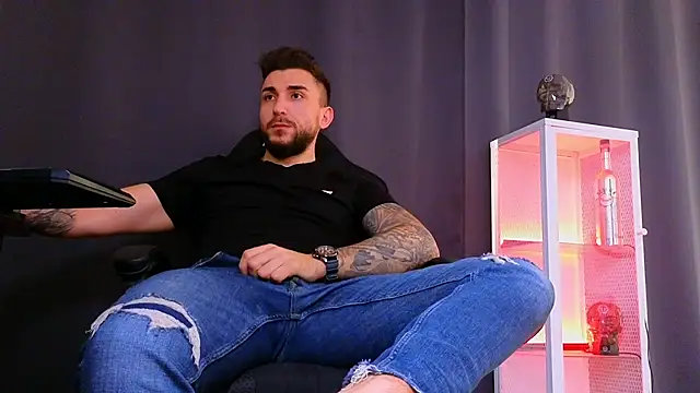 MightyAaron66 online show from 03-04-25, 08:46