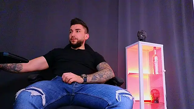 MightyAaron66 online show from 03-09-25, 03:32