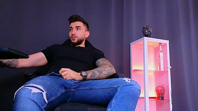 MightyAaron66 online show from 03-22-25, 05:28