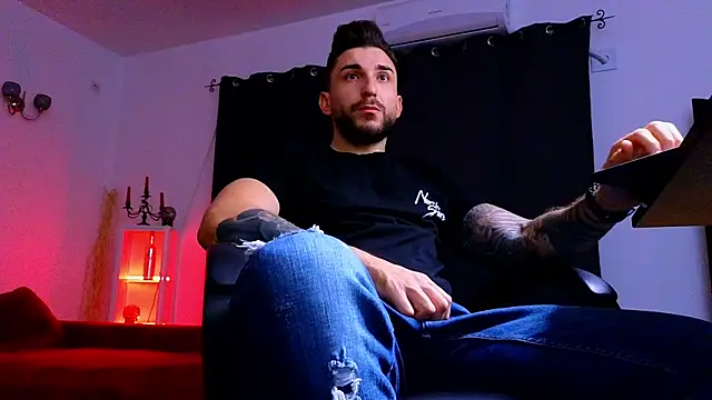 MightyAaron66 online show from 09-23-25, 01:19