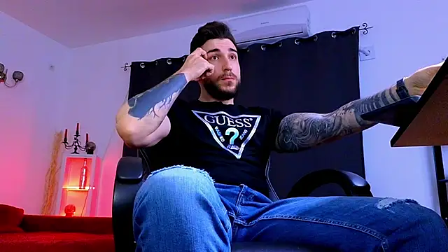 MightyAaron66 online show from 04-15-26, 03:35