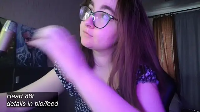 Snapshot of el_sweety chatting on 02-10-25, 01:01 el sweety online show from 02-10-25, 01:01