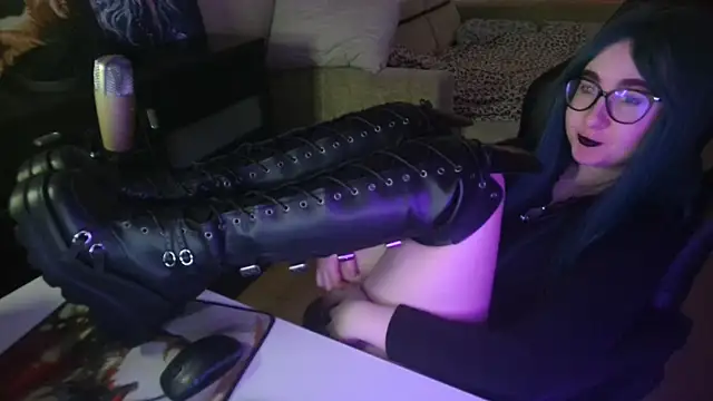 Snapshot of el_sweety chatting on 02-21-25, 11:44 el sweety online show from 02-21-25, 11:44