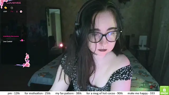 Snapshot of el_sweety chatting on 11-18-25, 09:03 el sweety online show from 11-18-25, 09:03