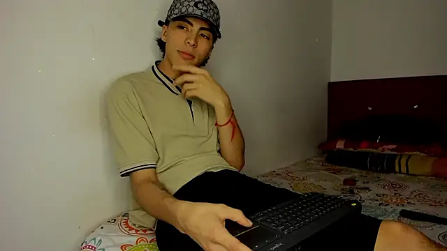 Snapshot of HeellBoy_ chatting on 02-24-26, 08:56 HeellBoy online show from 02-24-26, 08:56