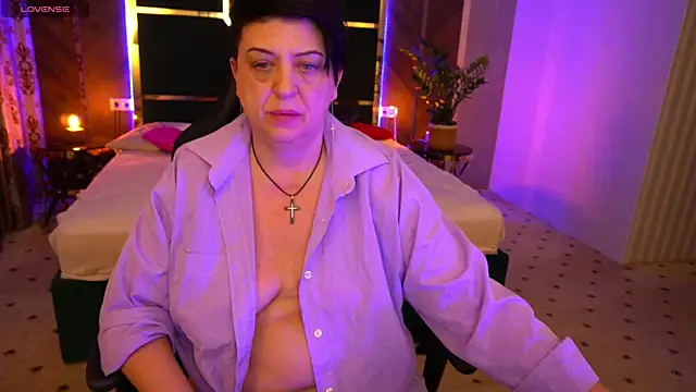 MilaSkyy online show from 03-11-25, 05:49