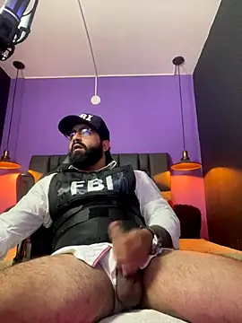 Lyon vach online show from 10-24-25, 02:24