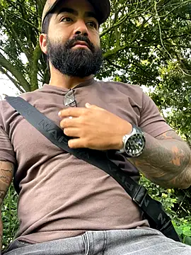 Lyon vach online show from 10-26-25, 01:39