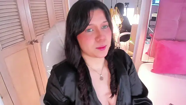 ArticaBelle online show from 01-18-25, 12:47