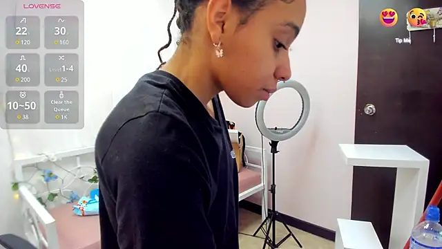 Abigail Wilson  online show from 03-15-25, 11:39