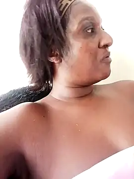 Snapshot of BLACKGODDESS78 chatting on 01-13-25, 03:15 BLACKGODDESS78 online show from 01-13-25, 03:15