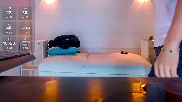 Snapshot of Molly_Spears chatting on 01-30-25, 06:43 Molly Spears online show from 01-30-25, 06:43