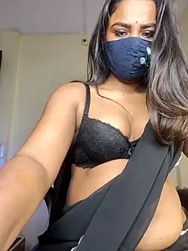 Black-Pearll online show from 02-11-26, 04:39