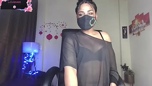 Black-Pearll online show from 02-25-26, 05:22