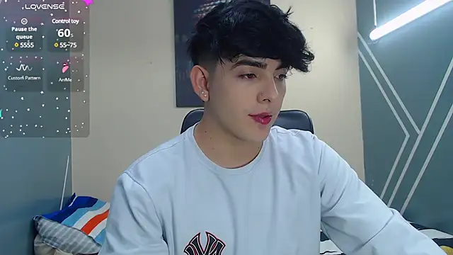 nolan twink1 online show from 02-12-25, 05:37