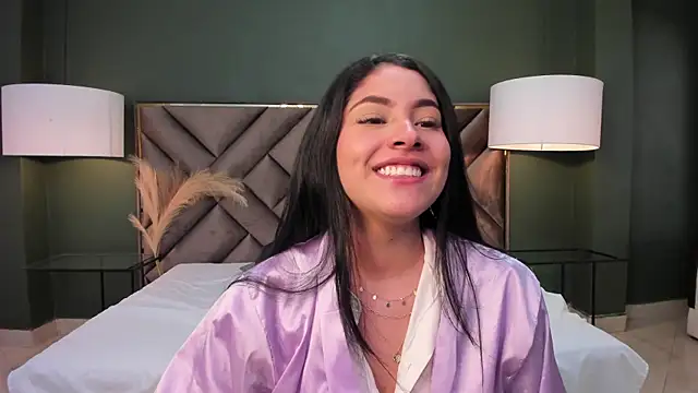 Mia Elowen online show from 02-14-25, 12:41