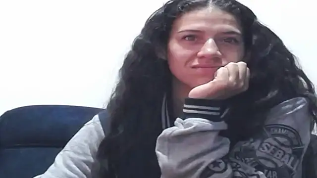 Snapshot of daniela_rivasth chatting on 10-05-25, 05:17 daniela rivasth online show from 10-05-25, 05:17