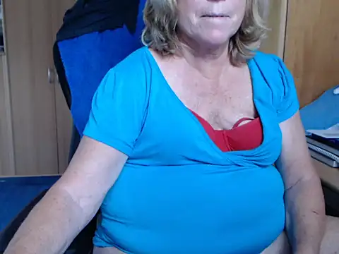 Snapshot of _sunshine__ chatting on 10-03-25, 04:15 sunshine online show from 10-03-25, 04:15