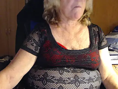 Snapshot of _sunshine__ chatting on 10-16-25, 05:47 sunshine online show from 10-16-25, 05:47