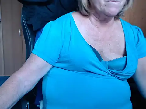 Snapshot of _sunshine__ chatting on 10-29-25, 07:32 sunshine online show from 10-29-25, 07:32