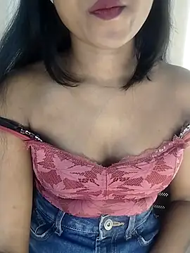 Rinika 67 online show from 12-15-25, 04:44