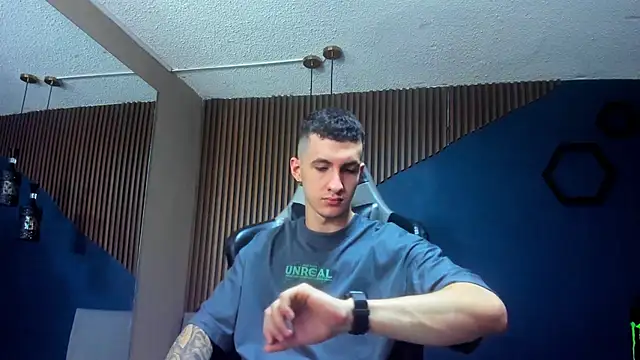 JacksonOlsenn online show from 01-28-25, 03:14