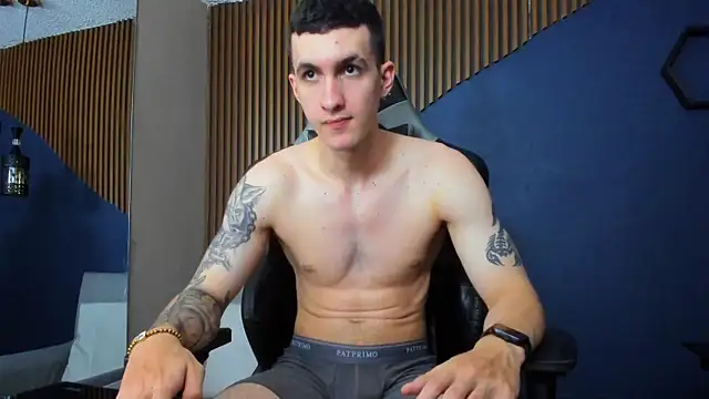 JacksonOlsenn online show from 02-07-25, 03:19