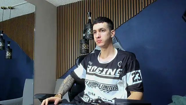 JacksonOlsenn online show from 02-09-25, 12:08