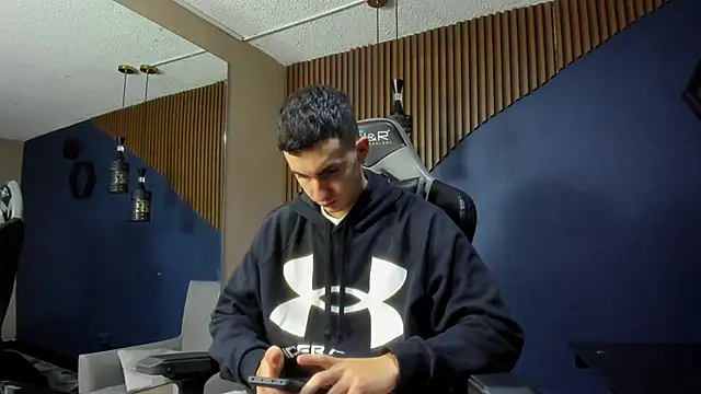 JacksonOlsenn online show from 02-24-25, 12:05