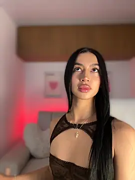 maddy bronw  online show from 10-16-25, 10:22